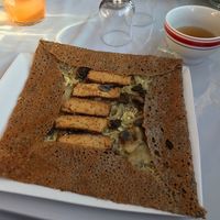 Vegan galette with smoked tofu, mushrooms... at Ty Veg in Perros-guirec