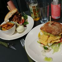 Pulled BBQ burger and Pablo burger at Venchi in Odense