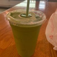 Smoothie action so good at Be Well Bakery & Cafe in Huntingdon Valley