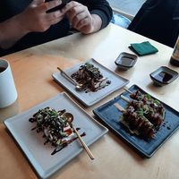 2x Hiyayakko, 1x Yakitofi Spieße at MakiMaki Sushi Green in Cologne