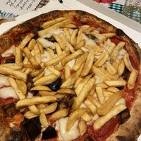Pizza margherita veg con patatine e melanzane fritte 😋 at Le Agavi in Trieste