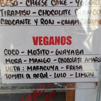 Vegan choices at Gelateria Tramonti in Cartagena
