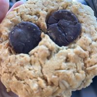 Biscuit 🍪 chocolat vegan   at Rose Cafe in Drummondville