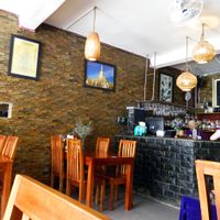 Nice interior with live flowers and calming music at May Quan Chay in Nha Trang