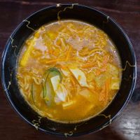 kimchi noodle soup  at Lǜ ShíDài 綠時代 - Green Age in Kaohsiung