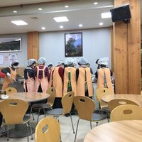 Volunteers serving nice meal. Sense of gratitude:) at Bongeunsa Temple - 봉은사 in Seoul