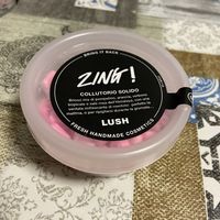 Collutorio in pasticche  at LUSH in Turin