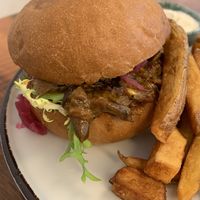 Sloppy Joe  at Chutnej in Vinohrady