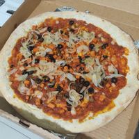Vegan pizza at Natural Spice in Panama City