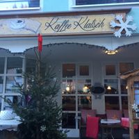 outside  at KaffeeKlatsch in Davos Platz