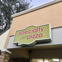 Storefront at Specialty Pizza in Altamonte Springs