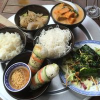 selection if small bowls at 1990 Vegan Living in Berlin