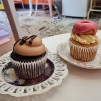 Notella cupcake + Vanilla cupcake at VIDA Bakery - Online in East London