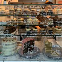 Cupcakes & Cakes at VIDA Bakery - Online in East London