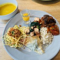 Buffet (mains)  at DaTerra - Bom Sucesso Markt in Porto