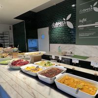 Buffet  at DaTerra - Bom Sucesso Markt in Porto