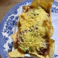 Nachos mit Guacamole, Salsa und veganem Käse  at Double Dutch Pancake House in York
