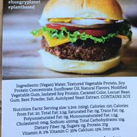 the burger ingredients at Mesa Burger in Santa Barbara