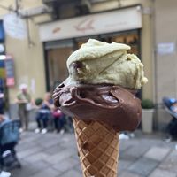 Gianduiotto e pistacchio 3€  at Vanilla - Creams & Fruits in Turin