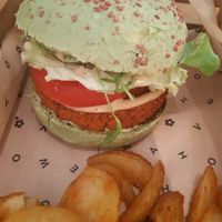 Elf burger at Flower Burger in Turin