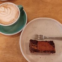 Chai latte and vegan biscoff brownie at Fig and Sparrow in Manchester