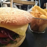 Saitan Cheese Burger at Veggiezz - Alserbachstr in Vienna