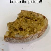 Carrot garlic toast at Mama Says in Torrance