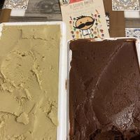 Vaschetta pistacchio e gianduia at Il Gelato Amico - Principi d'Acaja in Turin