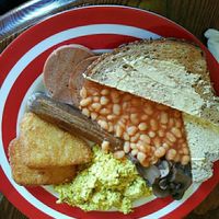 full vegan breakfast at Veggie Vibez in Ashton Under Lyne