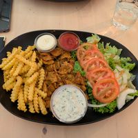 Gyrosteller with mayo and kethup: 4/5 at Veganel in Nuremberg