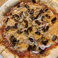 Pizza de chorizo at Pizza Paco in Barcelona