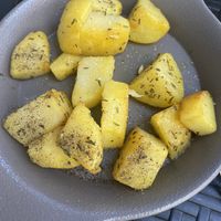 Lemon & Thyme potato’s (we’d already eaten some) at Vege Joy in Varna