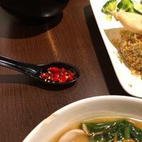 I use a spoon instead of a saucer because they only provide plastic disposable saucer at D'life 蔬食 - Beauty World in West Singapore