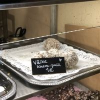   at Karu Talu Šokolaad  in Tallinn