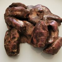 dates in chocolate at Karu Talu Šokolaad  in Tallinn