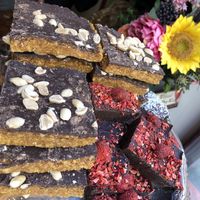 Snikkers and chocolate with goji berries at Karu Talu Šokolaad  in Tallinn