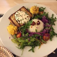 The best tofu steak I’ve ever had anywhere. Perfectly browned, creamy center at Graça 77 in Lisbon