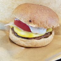 Cheese burger at Moomoo Burger & Smoothie in Busan