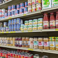 Canned goods at Marché Branche d'Olivier -  Le Plateau in Montreal