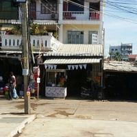 shop entrance at Khouadin Vegetarian in Vientiane