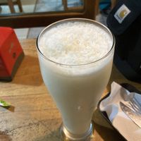 Limonada de coco  at Lazy Cat in Minca