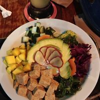 Poke bowl with tofu, was good at Lazy Cat in Minca