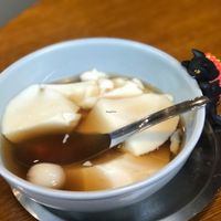 Doufa with their limited edition ginger syrup. 
Such a treat!!! at Tokyo Mamehana Kobo in Tokyo