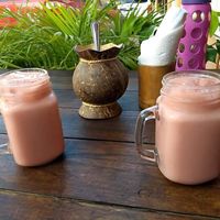 Strawberry Oat mylk 😋 at Taqueria Entre Zankas in Zihuatanejo