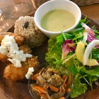 menu set at Yidaki Cafe in Kobe