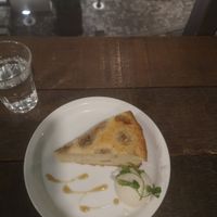 Vegan Banana cake at Yidaki Cafe in Kobe
