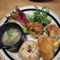 Dinner: amazing fried fake shrimp (mushroom & Tofu) at Yidaki Cafe in Kobe