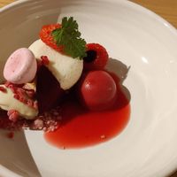 Dessert: cheesecake, berries, etc at Amaranth in Merelbeke