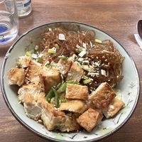 Veganes Bibimcup mit Glasnudeln und Tofu  at Bibimcup in Dusseldorf