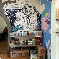 Painting at VEGuerrero in Mexico City